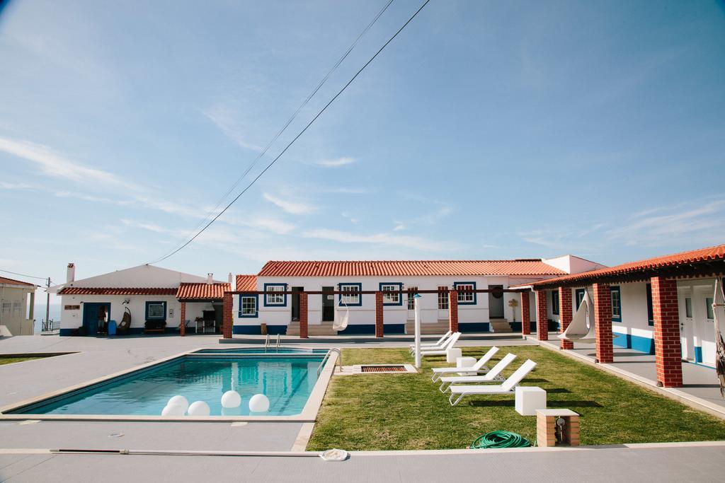 Zulla Nazare'S Surf Village Nazaré Exterior foto